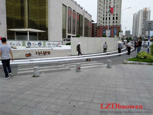 溫泉管道地面穿管拐彎工程