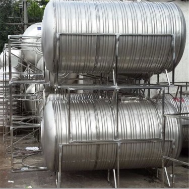 不銹鋼水箱 內(nèi)304外201